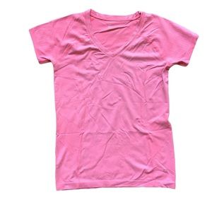 GapFit Short sleeve athletic top